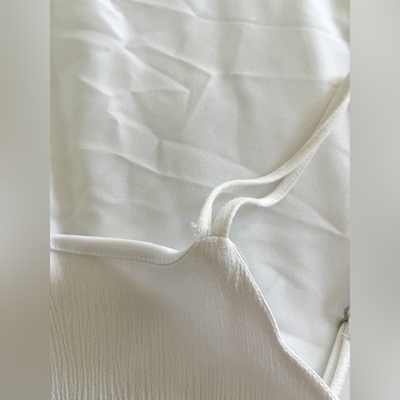 Tea & Cup White Floral Lace Halter Neck Romper Size Small - Picture 12 of 15